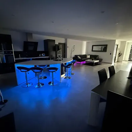 Chipie Neuve & Grand Standing ! Valmont (Moselle)