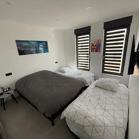 Chipie Neuve & Grand Standing !