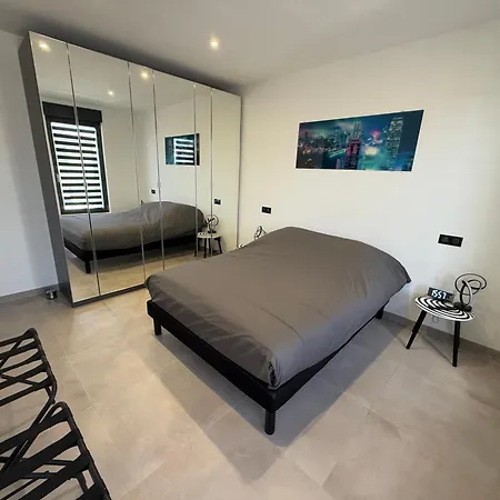 Chipie Neuve & Grand Standing !