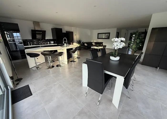 Prázdninový dům Chipie Neuve & Grand Standing !