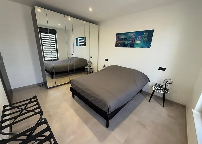 Chipie Neuve & Grand Standing !